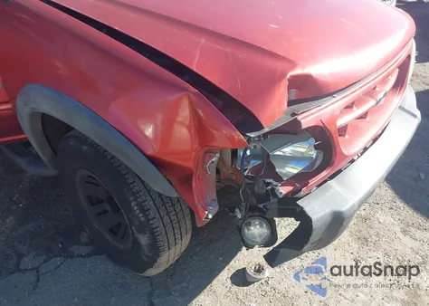 1999 Ford Explorer Xl/Xlt from USA, damaged, VIN 1FMZU32X6XUC00001